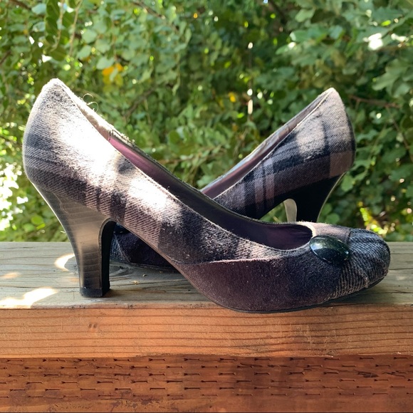 Madden Girl Uttson Pumps - Picture 2 of 9
